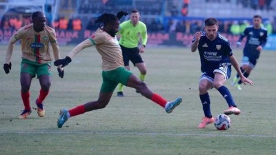 TFF 1. Lig'in zirvesinde hesaplar değişti: Erzurum'dan Amedspor'a &ccedil;elme