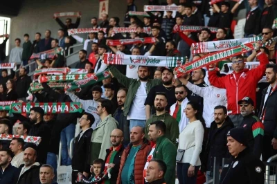 TFF 3. Lig: Karşıyaka: 3 - İzmir &Ccedil;oruhlu FK: 1
