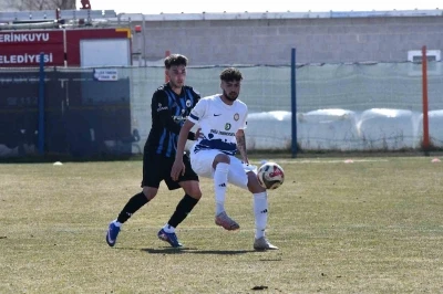 TFF 3. Lig: Suvermez Kapadokyaspor: 2-Erciyes 38 FK: 2
