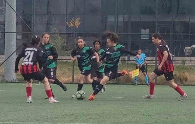 TFF Kadınlar 2. Lig: Vangücü SK: 4 - Kahramanmaraş Anadolu SK: 2