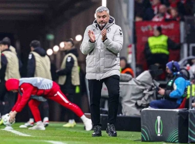 Thomas Reis: "Takımımın performansı sebebiyle hayal kırıklığı yaşıyorum"
