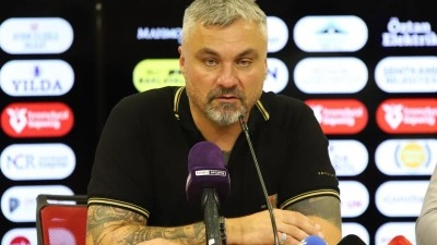 Thomas Reis'ten Süper Lig için hakem eleştirisi: Ben Almanya'dan geliyorum....