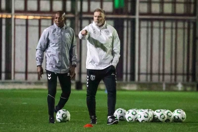 Thorsten Fink, Samsunspor&rsquo;un başında ilk antrenmanına &ccedil;ıktı
