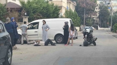 Ticari araca çarpan motosiklet sürücüsü yaralandı

