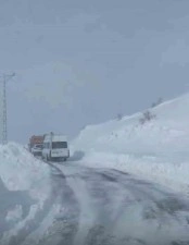 Tipi nedeniyle Malatya-Sincik karayolu ulaşıma kapandı