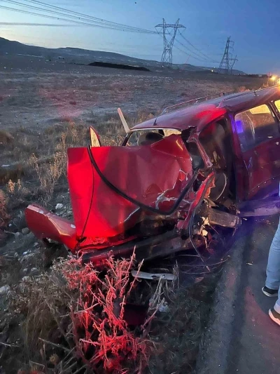 Tır ile otomobil &ccedil;arpıştı: 1 yaralı
