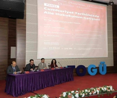 TOGÜ’de Cumhuriyetin 102’nci yılında ’aile hukukunun dönüşümü’ konuşuldu
