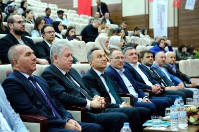 TOG&Uuml;&rsquo;de "Değişen d&uuml;nya ve eğitim" s&ouml;yleşisi
