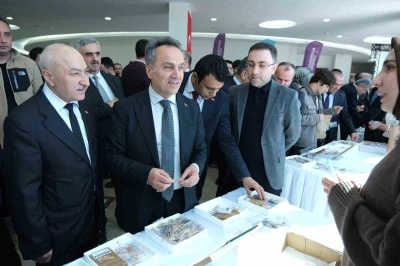 TOG&Uuml; &ouml;nc&uuml;l&uuml;ğ&uuml;nde ata tohum takasıyla tarımsal miras yaşatılıyor
