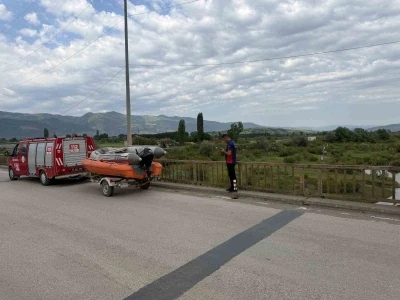 Tokat&rsquo;ta ırmağa giren 2 gen&ccedil; akıntıya kapılarak kayboldu
