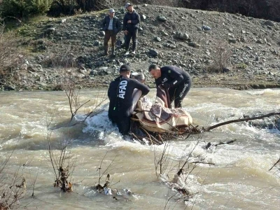 Tokat&rsquo;ta kaybolan kadın dere yatağında &ouml;l&uuml; bulundu
