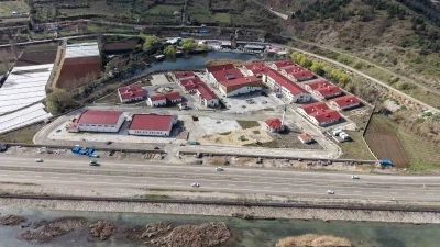 Tokat&rsquo;ta yarım kalan kamp&uuml;s projesinde d&uuml;ğ&uuml;m &ccedil;&ouml;z&uuml;l&uuml;yor
