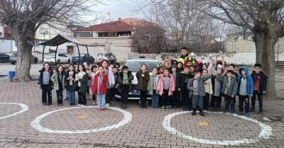 Tomarza&rsquo;da &ouml;ğrencilere trafik eğitimi verildi
