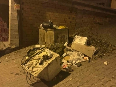 Toplanmayan &ccedil;&ouml;pler tepkilere neden oldu
