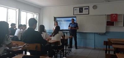 Toplum destekli polislik ekiplerinden ’güvenlik’ bilgilendirmesi
