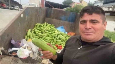 Toptancı halinde &ccedil;&ouml;pe atılan sebzelere tepki
