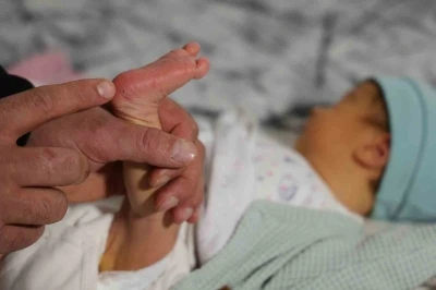 Topuk kanı &ccedil;ıkmazı: Bebeklerine kayyum atanması endişesiyle yaşıyorlar
