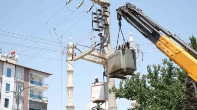 Toroslar EDAŞ, Gaziantep&rsquo;te rekor sıcaklara karşı şebekeyi g&uuml;&ccedil;lendiriyor
