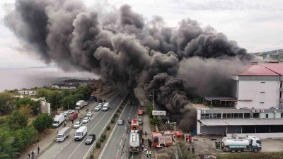 Trabzon’da AVM’de yangın
