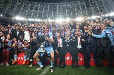 Trabzonspor, Ziraat T&uuml;rkiye Kupası&rsquo;na kavuştu

