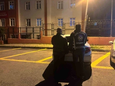 Trafikte saldırı kamerada
