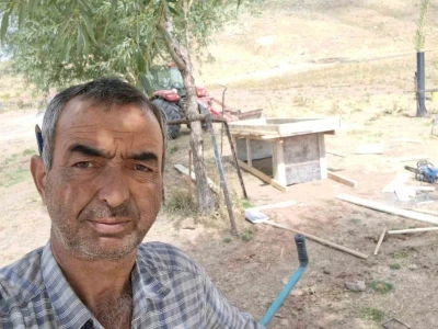 Trakt&ouml;r ile tarım aleti arasında sıkışan şahıs &ouml;ld&uuml;
