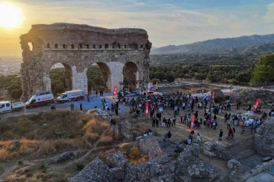 Tralleis Antik Kenti’nde sanat ve mitoloji buluşması
