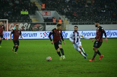 Trendyol 1. Lig: &Ccedil;orum FK: 1 - Ankara Ke&ccedil;i&ouml;reng&uuml;c&uuml;: 0
