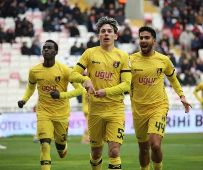 Trendyol 1. Lig: &Ouml;zbelsan Sivasspor: 1 - İstanbulspor: 3
