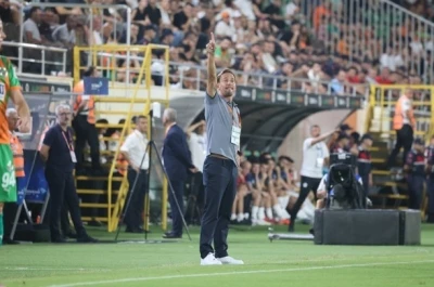 Trendyol Süper Lig: Corendon Alanyaspor: 0 - Çaykur Rizespor: 0 (İlk yarı)
