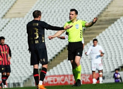Trendyol S&uuml;per Lig: Fatih Karag&uuml;mr&uuml;k: 1 - Antalyaspor: 0 (İlk yarı)
