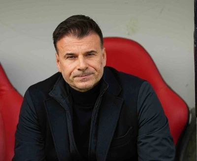 Trendyol S&uuml;per Lig: Fatih Karag&uuml;mr&uuml;k: 1 - Antalyaspor: 0 (Ma&ccedil; devam ediyor)
