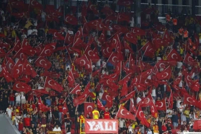 Trendyol Süper Lig: Göztepe: 0 - Konyaspor: 0 (İlk yarı)

