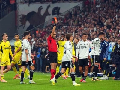 Trendyol S&uuml;per Lig&rsquo;in ilk yarısında 676 sarı, 38 kırmızı kart &ccedil;ıktı