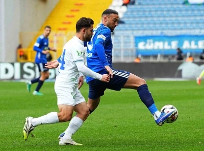 Trendyol S&uuml;per Lig: Kasımpaşa: 0 - &Ccedil;aykur Rizespor: 1 (İlk yarı)
