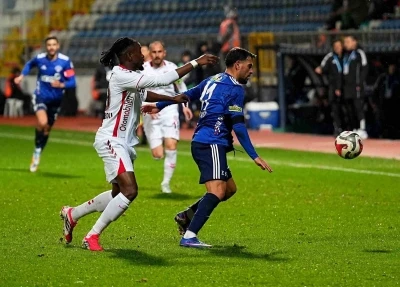 Trendyol S&uuml;per Lig: Kasımpaşa: 0 - Samsunspor: 0 (İlk yarı)
