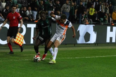 Trendyol S&uuml;per Lig: Kocaelispor: 0 - Başakşehir: 0 (Ma&ccedil; Sonucu)
