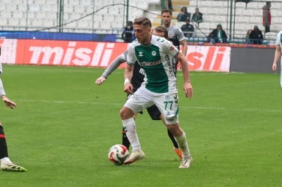 Trendyol S&uuml;per Lig: Konyaspor: 3 - Fatih Karag&uuml;mr&uuml;k: 0 (Ma&ccedil; sonucu)
