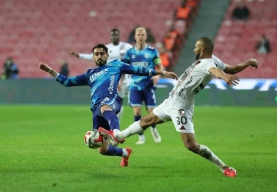 Trendyol S&uuml;per Lig: Samsunspor: 0 - Gaziantep FK: 0 (İlk yarı)
