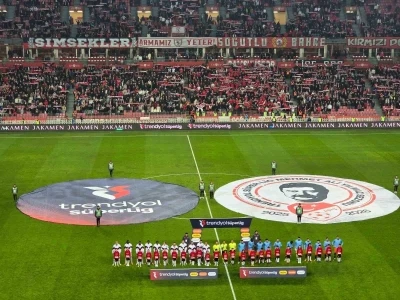 Trendyol Süper Lig: Samsunspor: 0 - RAMS Başakşehir: 0 (Maç devam ediyor)
