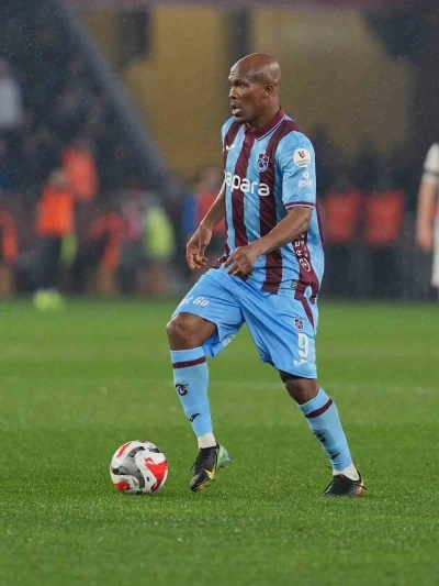 Trendyol S&uuml;per Lig: Trabzonspor: 1 - RAMS Başakşehir: 1 (Ma&ccedil; sonucu)
