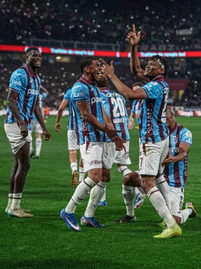 Trendyol S&uuml;per Lig: Trabzonspor: 2 - Galatasaray: 1 (Ma&ccedil; sonucu)

