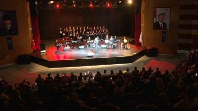 TRT Erzurum Radyosu Gen&ccedil;lik Korosu&rsquo;ndan muhteşem yıl sonu konseri
