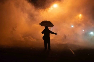 Trump, Minnesota&rsquo;daki protestoları bastırmak i&ccedil;in askeri g&uuml;&ccedil; kullanmakla tehdit etti
