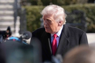 Trump, Orta Doğu&rsquo;ya ikinci bir u&ccedil;ak gemisi filosu g&ouml;nderileceğini doğruladı
