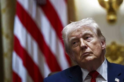 Trump:  "İran h&uuml;k&uuml;metinin talebi &uuml;zerine enerji tesislerine y&ouml;nelik saldırıları 10 g&uuml;n daha erteledim"
