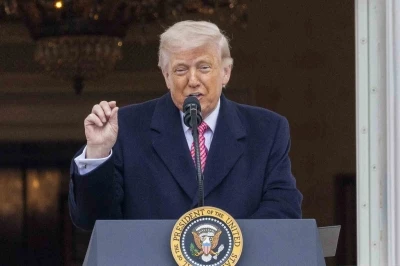 Trump: "(İran) Orada daha &ccedil;ok uzun bir s&uuml;re kalmamız gerekmeyecek"
