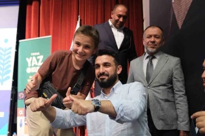 T&Uuml;GVA Eskişehir Yaz Okulu lansmana b&uuml;y&uuml;k bir coşkuyla ger&ccedil;ekleştirildi
