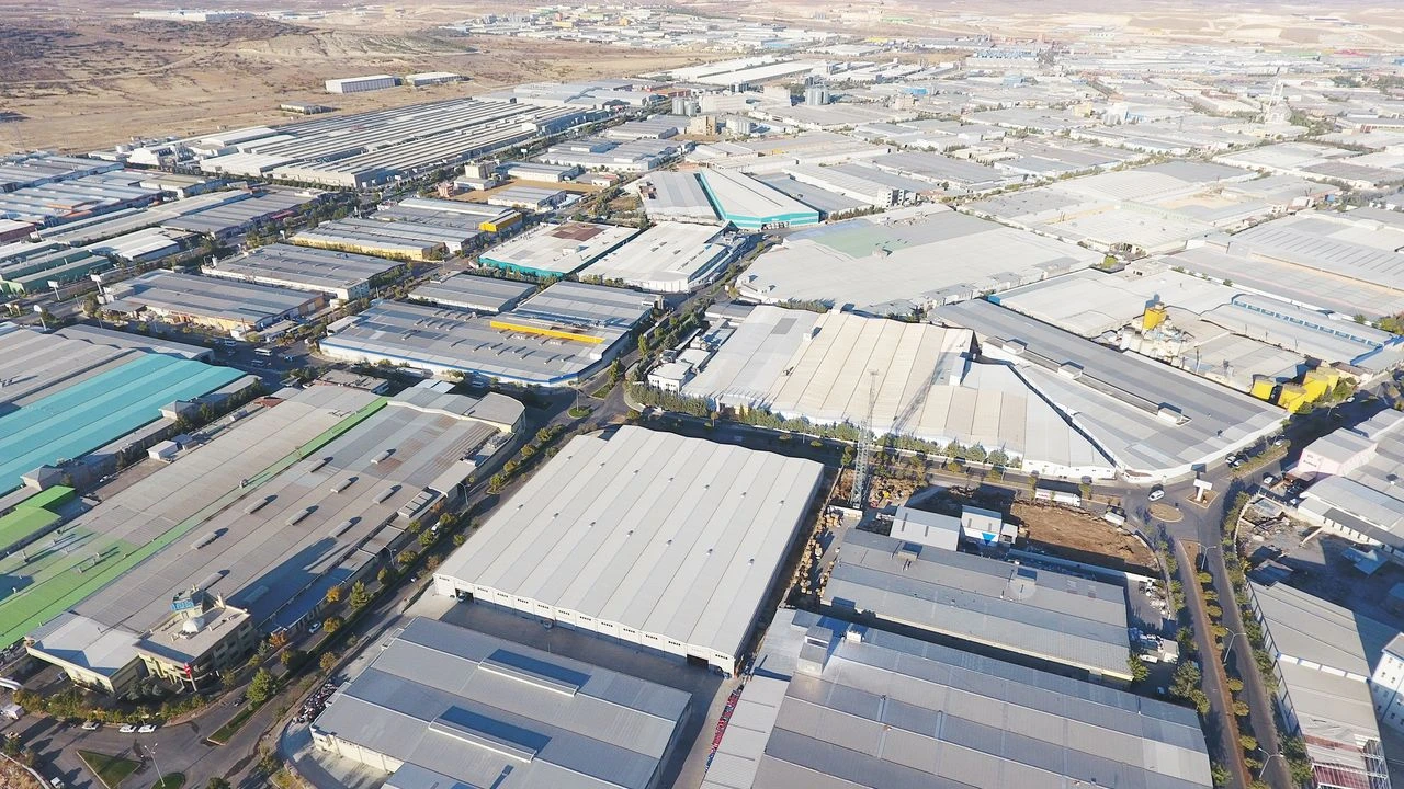 TÜİK Rakamları Gaziantep İçin Uyarıyor: İthalat Yükseliyor, İhracat Yavaşlıyor