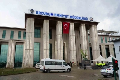 Tuncay Sonel&rsquo;in polisteki sorgusu s&uuml;r&uuml;yor
